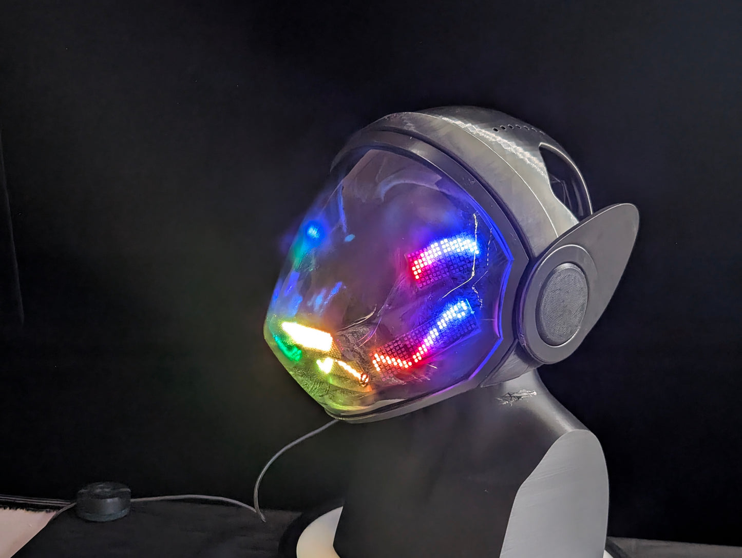 Protogen Head ProtoFrenz Nyx — NeoPixel LED, Fully Assembled, Boop Sensor, Fan, Power Bank | D-Lux
